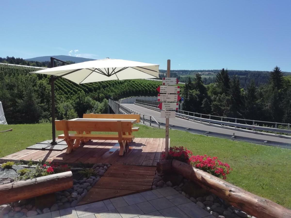 Agritur I Colori Bed & Breakfast Sanzeno Dış mekan fotoğraf